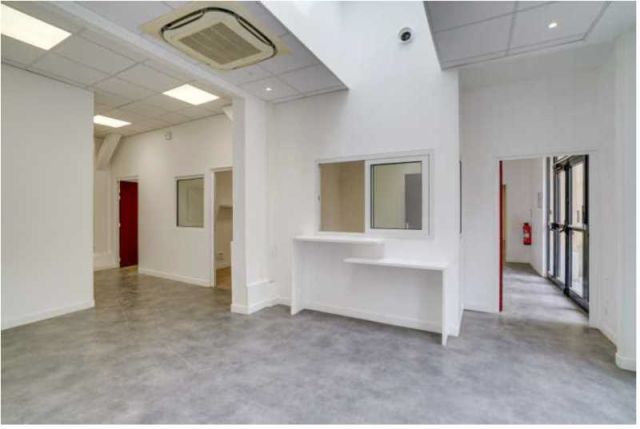 Bureaux à vendre PARIS 10 222 m² - Photo 1