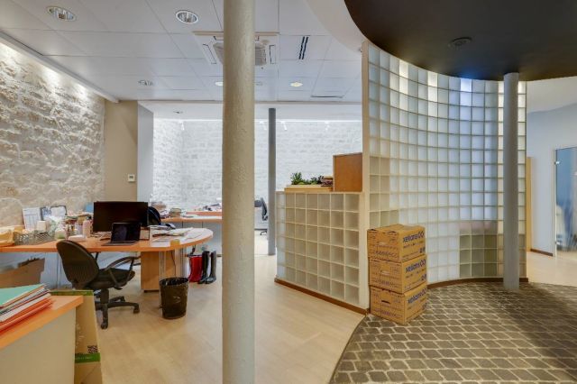 Bureaux à vendre PARIS 11 320 m² - Photo 1