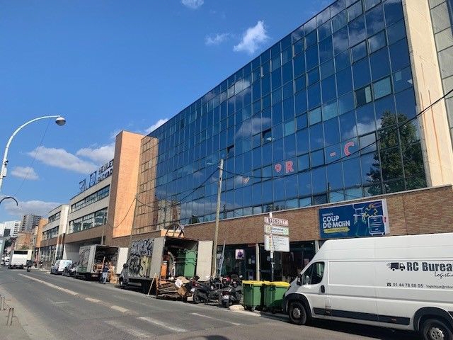 Bureaux à vendre BAGNOLET 536 m² - Photo 1