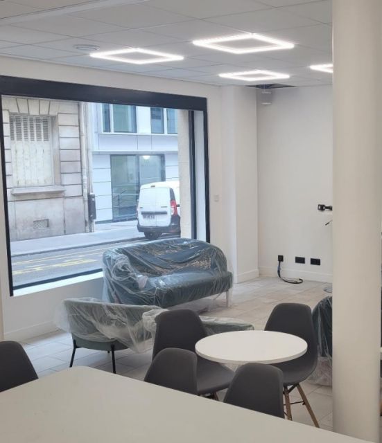 Bureaux à vendre PARIS 17 456 m² - Photo 1