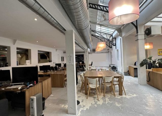 Bureaux à vendre LEVALLOIS-PERRET 721 m² - Photo 1