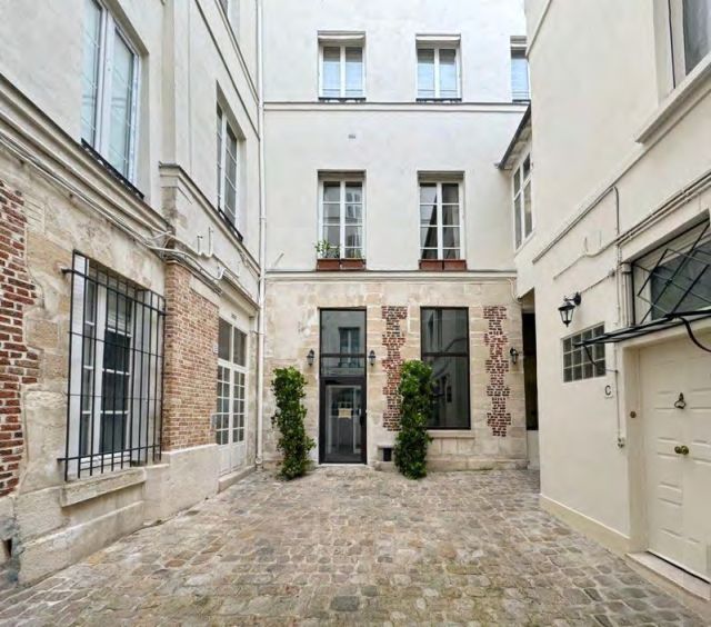 Bureaux à vendre PARIS 06 277 m² - Photo 1