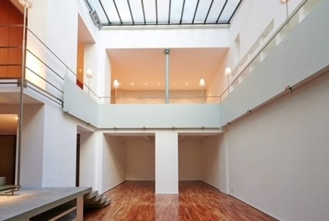 Bureaux à vendre PARIS 10 328 m² - Photo 1