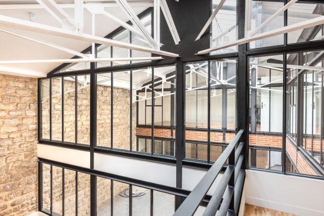Bureaux à vendre PARIS 18 189 m²