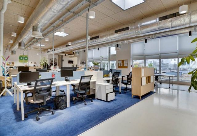 Bureaux à vendre MONTREUIL 727 m² - Photo 1