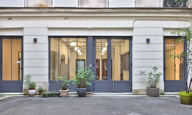 Bureaux à vendre PARIS 11 235 m² - Photo 1
