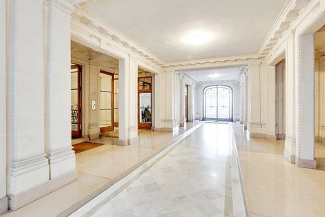 Bureaux à vendre PARIS 16 414 m² - Photo 1