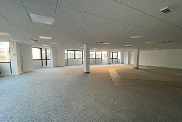 Bureaux à vendre LEVALLOIS-PERRET 1713 m² - Photo 1