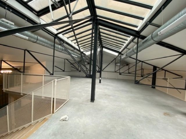 Bureaux à vendre MONTREUIL 623 m² - Photo 2
