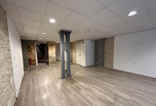 Bureaux à vendre PARIS 01 157 m² - Photo 2