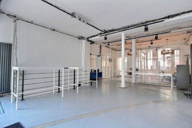 Bureaux à vendre PARIS 10 130 m² - Photo 2