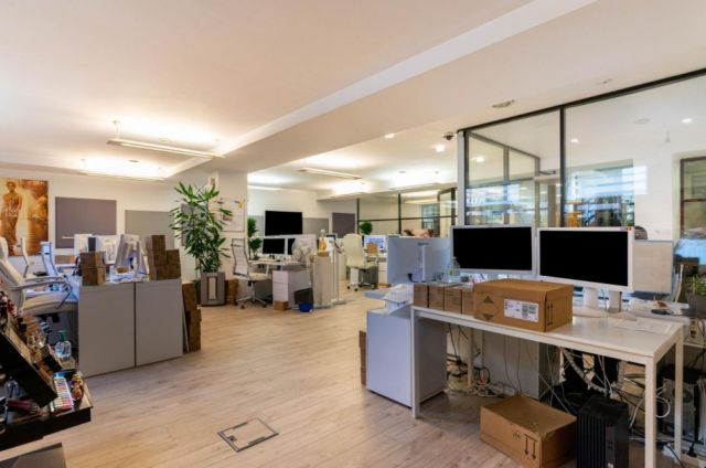 Bureaux à vendre LEVALLOIS-PERRET 572 m² - Photo 2