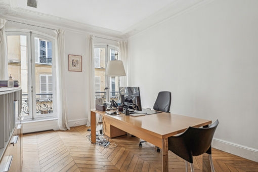 Bureaux à vendre PARIS 08 184 m² - Photo 2