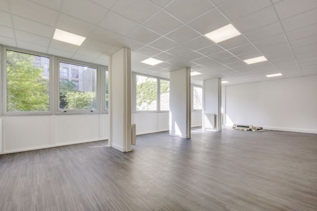 Bureaux à vendre PARIS 15 153 m² - Photo 3