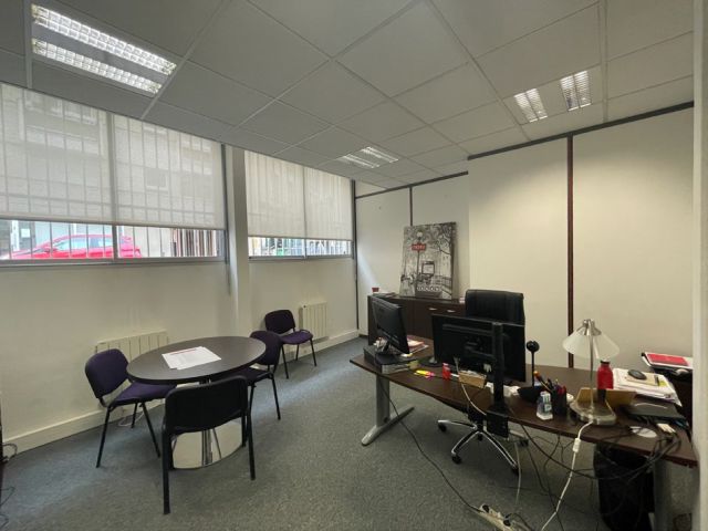 Bureaux à vendre PARIS 14 320 m² - Photo 3