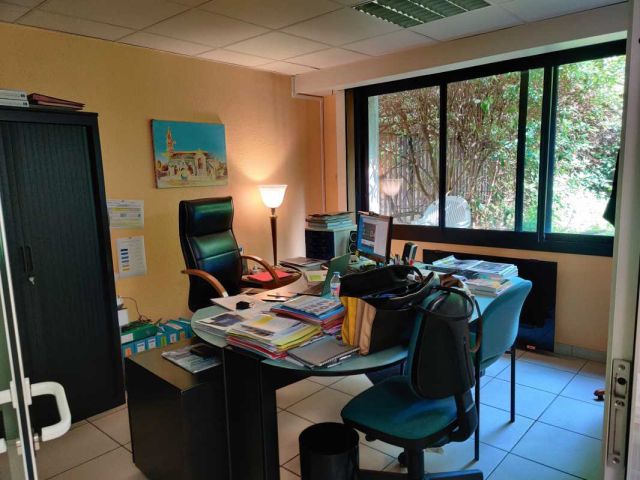 Bureaux à vendre PARIS 15 152 m² - Photo 3