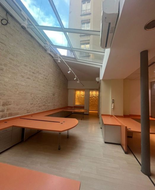 Bureaux à vendre PARIS 11 320 m² - Photo 3