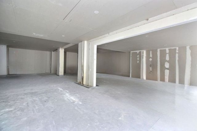 Bureaux à vendre PARIS 15 207 m² - Photo 3