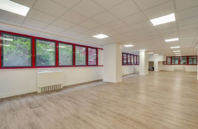 Bureaux à vendre PARIS 14 3065 m² - Photo 3