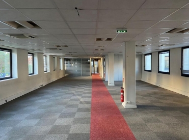 Bureaux à vendre COURBEVOIE 1914 m² - Photo 3