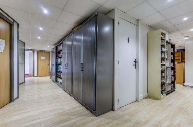 Bureaux à vendre PARIS 15 334 m² - Photo 3