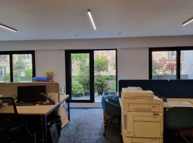 Bureaux à vendre PARIS 16 102 m² - Photo 3