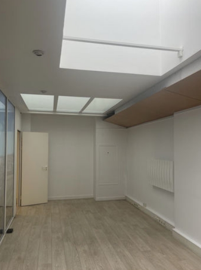 Bureaux à vendre PARIS 17 454 m² - Photo 3