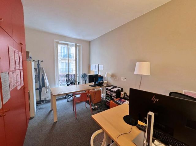 Bureaux à vendre PARIS 14 275 m² - Photo 3