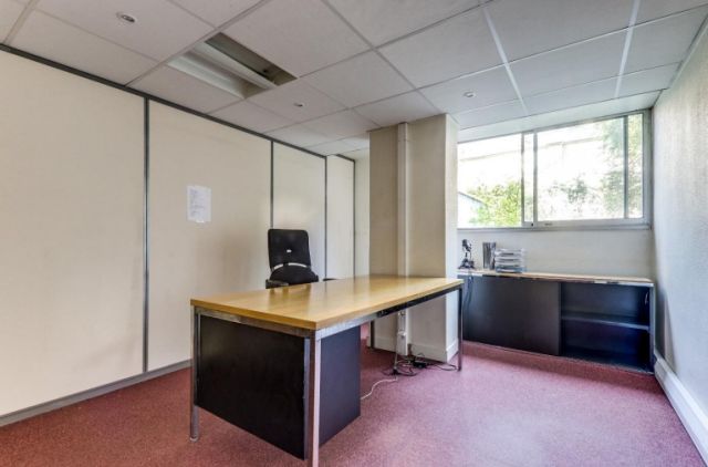 Bureaux à vendre PARIS 15 334 m² - Photo 4