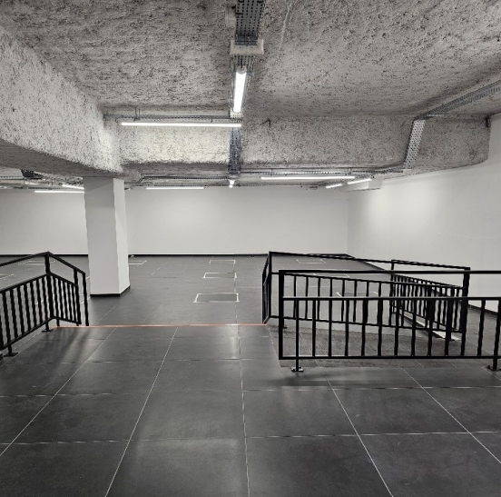 Bureaux à vendre PARIS 18 369 m² - Photo 4