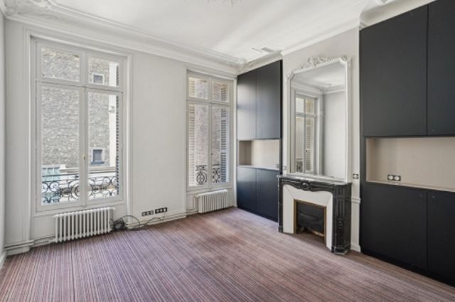 Bureaux à vendre PARIS 08 392 m² - Photo 4