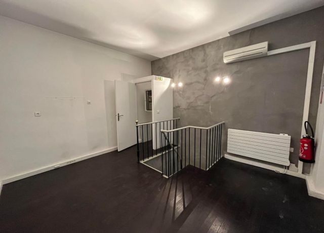 Bureaux à vendre PARIS 01 157 m² - Photo 6