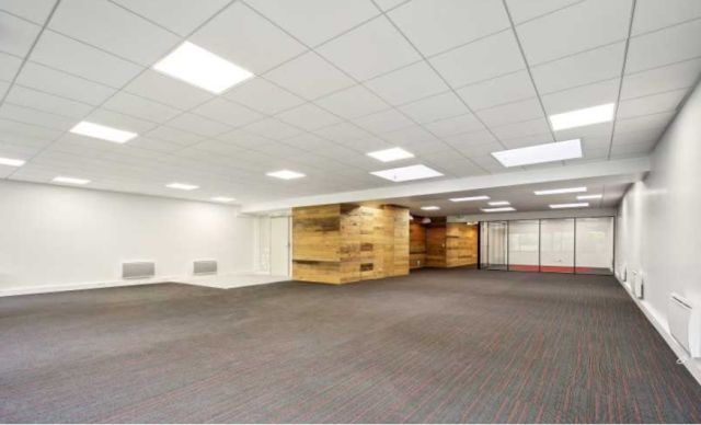 Bureaux à vendre PARIS 17 382 m² - Photo 6