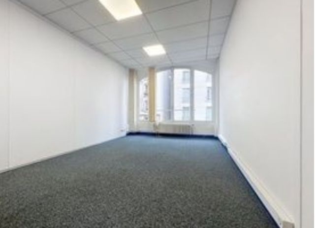 Bureaux à vendre PARIS 12 421 m² - Photo 6